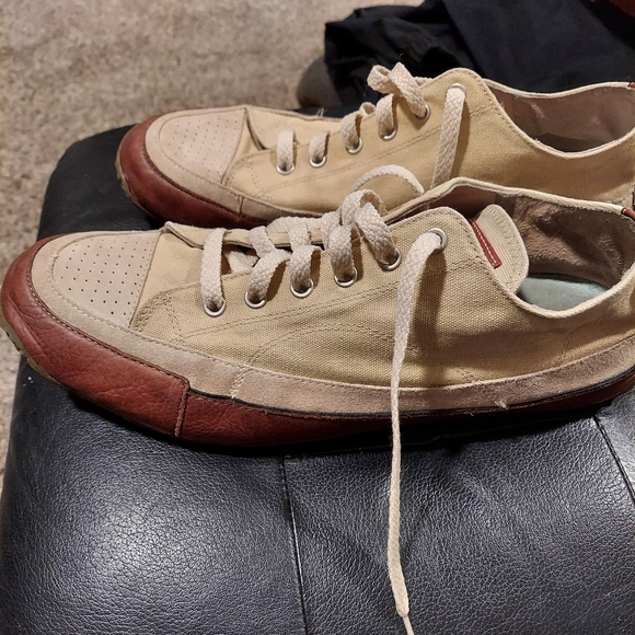 Sz 12 sneakers - Picture 1 of 3